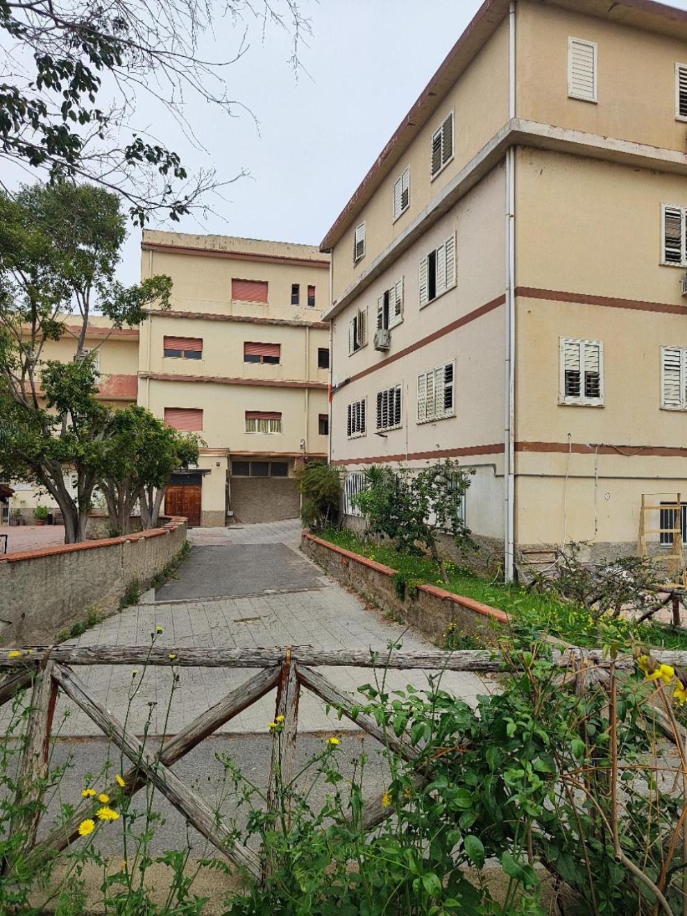 Fondo Versace Reggio Calabria Esterno foto